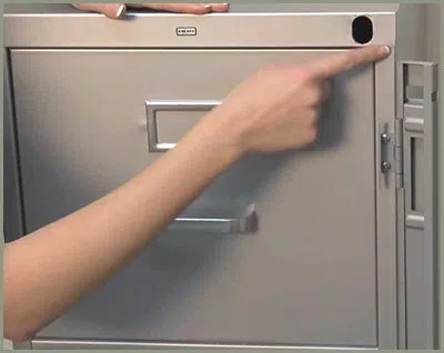 Locksmith Solution Services Kissimmee, FL 407-964-3416 - 68-44-9